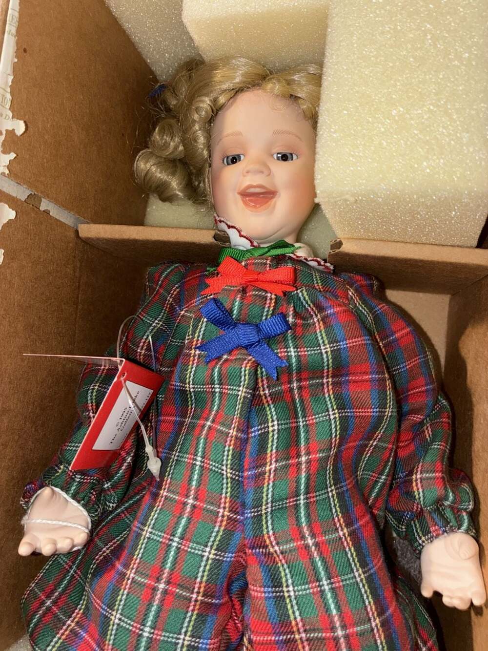 The Ashton-Drake Galleries 1995 'Trisha' Porcelain Doll from the Decorating